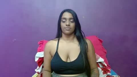 Snapshot of zestyzara4u chatting on 09-16-25, 07:26 Zara online show from 09-16-25, 07:26