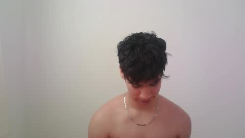 zeus_183 online show from 11-08-25, 01:55