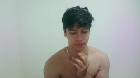 zeus_183 online show from 03-22-26, 07:01