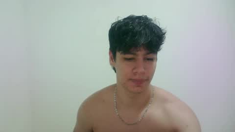 zeus_183 online show from 03-24-26, 05:23