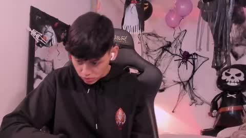 zeus_blaze online show from 10-08-25, 12:14