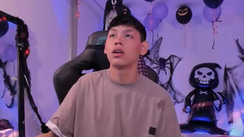 zeus_blaze online show from 10-24-25, 12:12