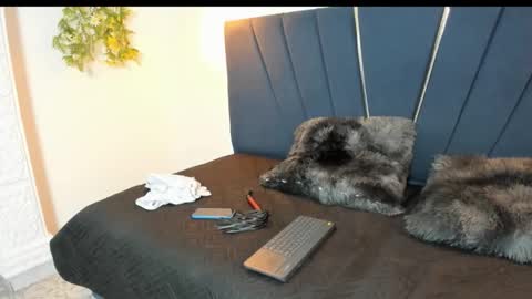 zeusapollofuck online show from 09-14-25, 03:33