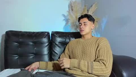 Snapshot of zeusbrant chatting on 04-18-26, 01:37 Zeus Brant online show from 04-18-26, 01:37
