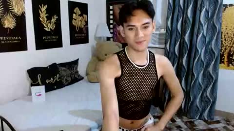 zavier skinny asian online show from 12-22-25, 11:24
