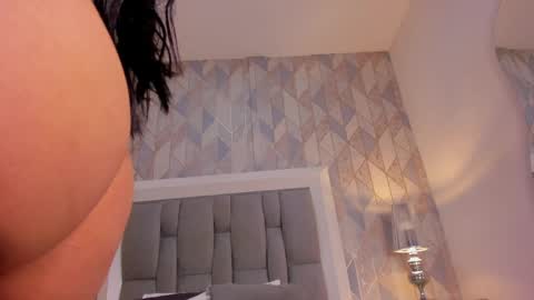 zharia_lux25 online show from 06-06-26, 11:37