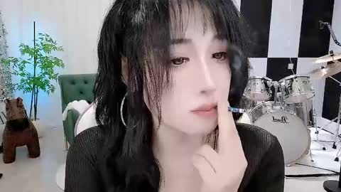 Snapshot of zhen0 chatting on 09-08-25, 04:28 zhen online show from 09-08-25, 04:28