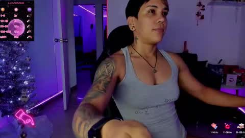 Snapshot of zhoestrong chatting on 01-04-25, 11:22 zhoestrong online show from 01-04-25, 11:22