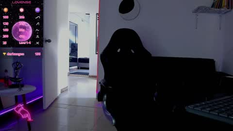 Snapshot of zhoestrong chatting on 01-15-25, 08:48 zhoestrong online show from 01-15-25, 08:48