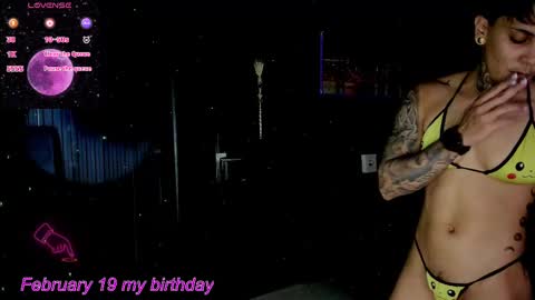 Snapshot of zhoestrong chatting on 02-16-25, 07:04 zhoestrong online show from 02-16-25, 07:04