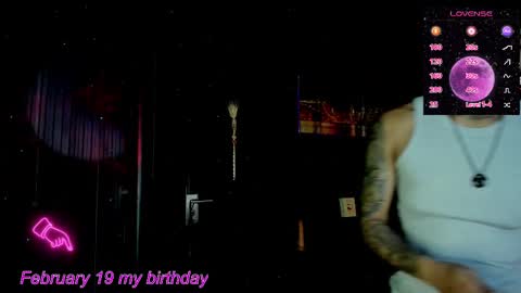 Snapshot of zhoestrong chatting on 02-18-25, 11:44 zhoestrong online show from 02-18-25, 11:44