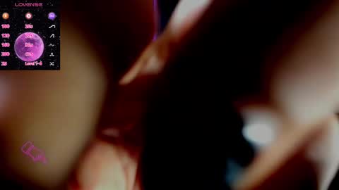 Snapshot of zhoestrong chatting on 03-08-25, 08:35 zhoestrong online show from 03-08-25, 08:35