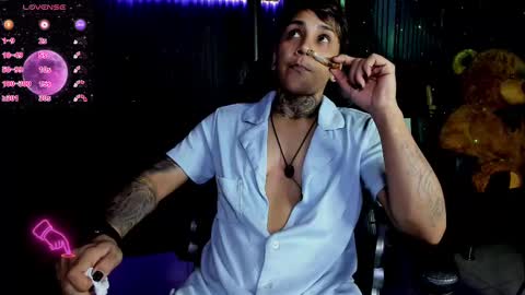 Snapshot of zhoestrong chatting on 03-11-25, 06:21 zhoestrong online show from 03-11-25, 06:21