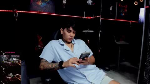 zhoestrong online show from 12-13-25, 07:53