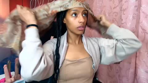 Zia Green online show from 01-17-25, 12:21