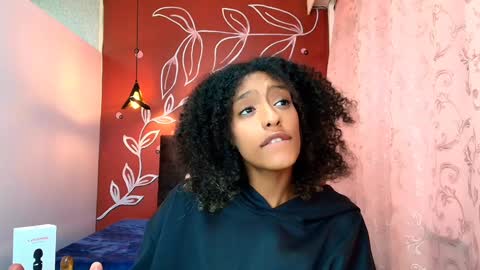 Zia Green online show from 01-22-25, 03:07