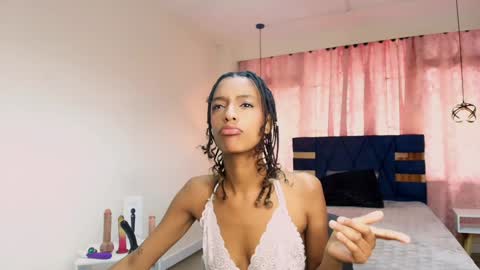 Zia Green online show from 02-07-25, 12:17