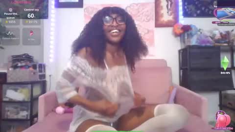 Snapshot of ziafoxy chatting on 10-11-25, 02:55 ziafoxy online show from 10-11-25, 02:55