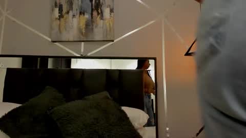 zia online show from 03-08-25, 12:09