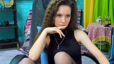 zianichols online show from 02-21-25, 07:54