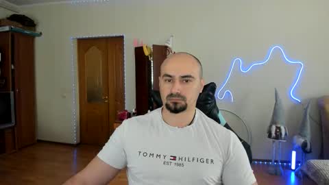 Snapshot of ziesh chatting on 03-31-26, 07:42 Ziesh online show from 03-31-26, 07:42