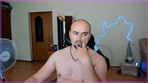 Snapshot of ziesh chatting on 06-28-26, 10:32 Ziesh online show from 06-28-26, 10:32