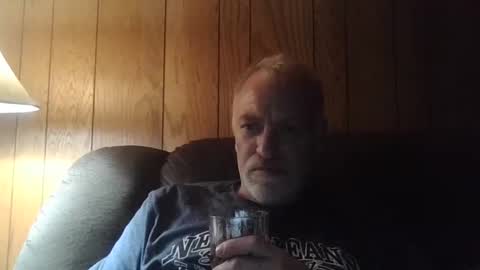 Snapshot of ziggy454 chatting on 11-10-25, 11:09 ziggy454 online show from 11-10-25, 11:09