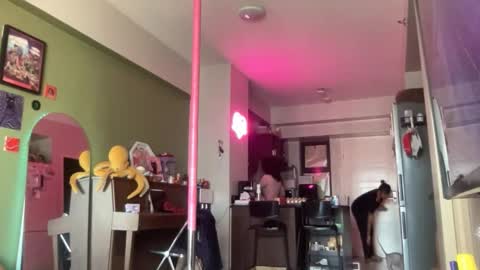 Ziggy ziggy-   online show from 02-26-26, 11:37