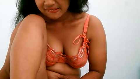 elly online show from 05-21-26, 05:14