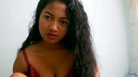 elly online show from 06-07-26, 05:11