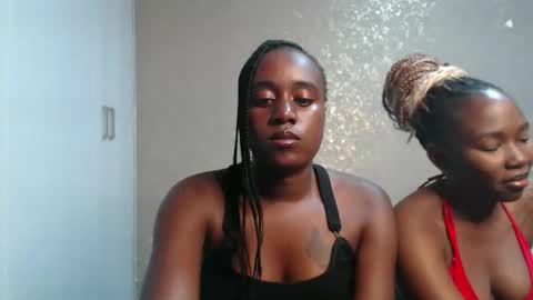 Snapshot of zinadine_ chatting on 03-22-26, 03:37 Zinadine online show from 03-22-26, 03:37