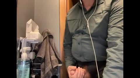 zinger283069 online show from 10-28-25, 06:43