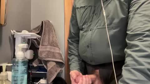 zinger283069 online show from 11-17-25, 07:41