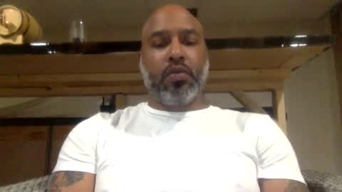 Snapshot of zionlion22 chatting on 01-10-25, 01:10 zionlion22 online show from 01-10-25, 01:10