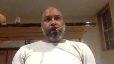 Snapshot of zionlion22 chatting on 01-22-25, 01:31 zionlion22 online show from 01-22-25, 01:31