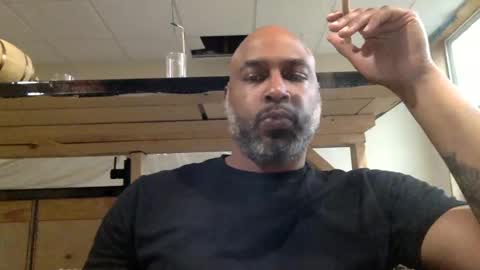 Snapshot of zionlion22 chatting on 02-23-25, 10:53 zionlion22 online show from 02-23-25, 10:53