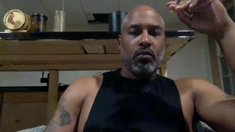 Snapshot of zionlion22 chatting on 09-19-25, 01:29 zionlion22 online show from 09-19-25, 01:29