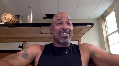 Snapshot of zionlion22 chatting on 09-27-25, 08:14 zionlion22 online show from 09-27-25, 08:14