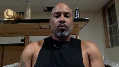 Snapshot of zionlion22 chatting on 10-16-25, 03:18 zionlion22 online show from 10-16-25, 03:18