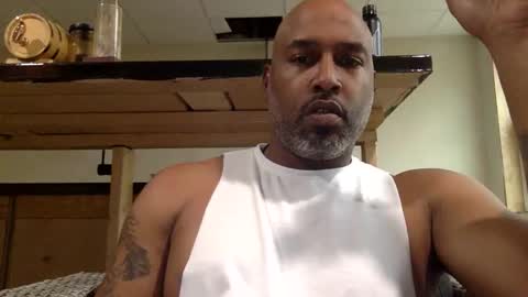 Snapshot of zionlion22 chatting on 10-26-25, 07:53 zionlion22 online show from 10-26-25, 07:53