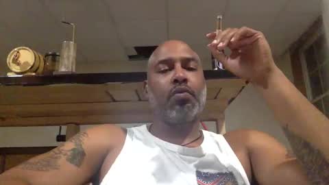 Snapshot of zionlion22 chatting on 10-30-25, 02:02 zionlion22 online show from 10-30-25, 02:02