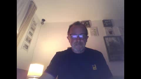 Zippi online show from 09-08-25, 07:57