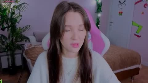 Zlata  Mon Tue Thu Fri Sun Sa GMT 3 0000pm - 0600pm  online show from 01-08-26, 01:08