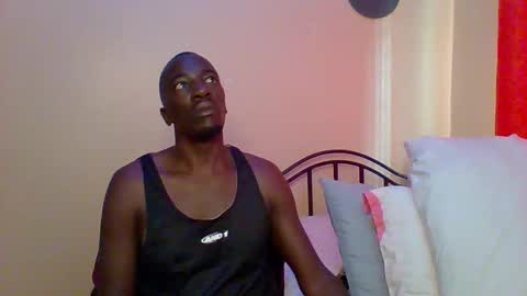 Zlatann2012 online show from 01-18-25, 07:07