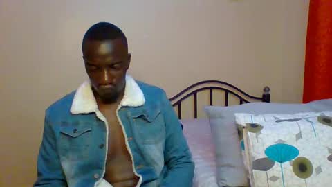 Zlatann2012 online show from 01-30-25, 07:26