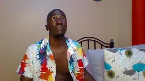 Zlatann2012 online show from 02-05-25, 06:37
