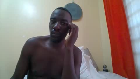 Zlatann2012 online show from 11-19-25, 06:57