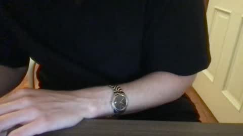 Snapshot of zlatanronaldo chatting on 11-10-25, 01:48 john online show from 11-10-25, 01:48