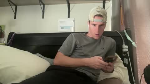 Gregm0419 online show from 02-09-26, 04:00