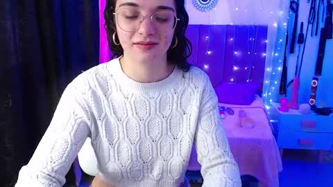 zoe_0111 online show from 12-21-24, 01:21
